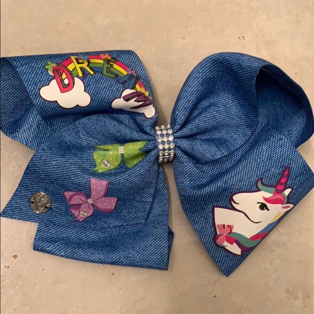 JoJo Siwa Bow